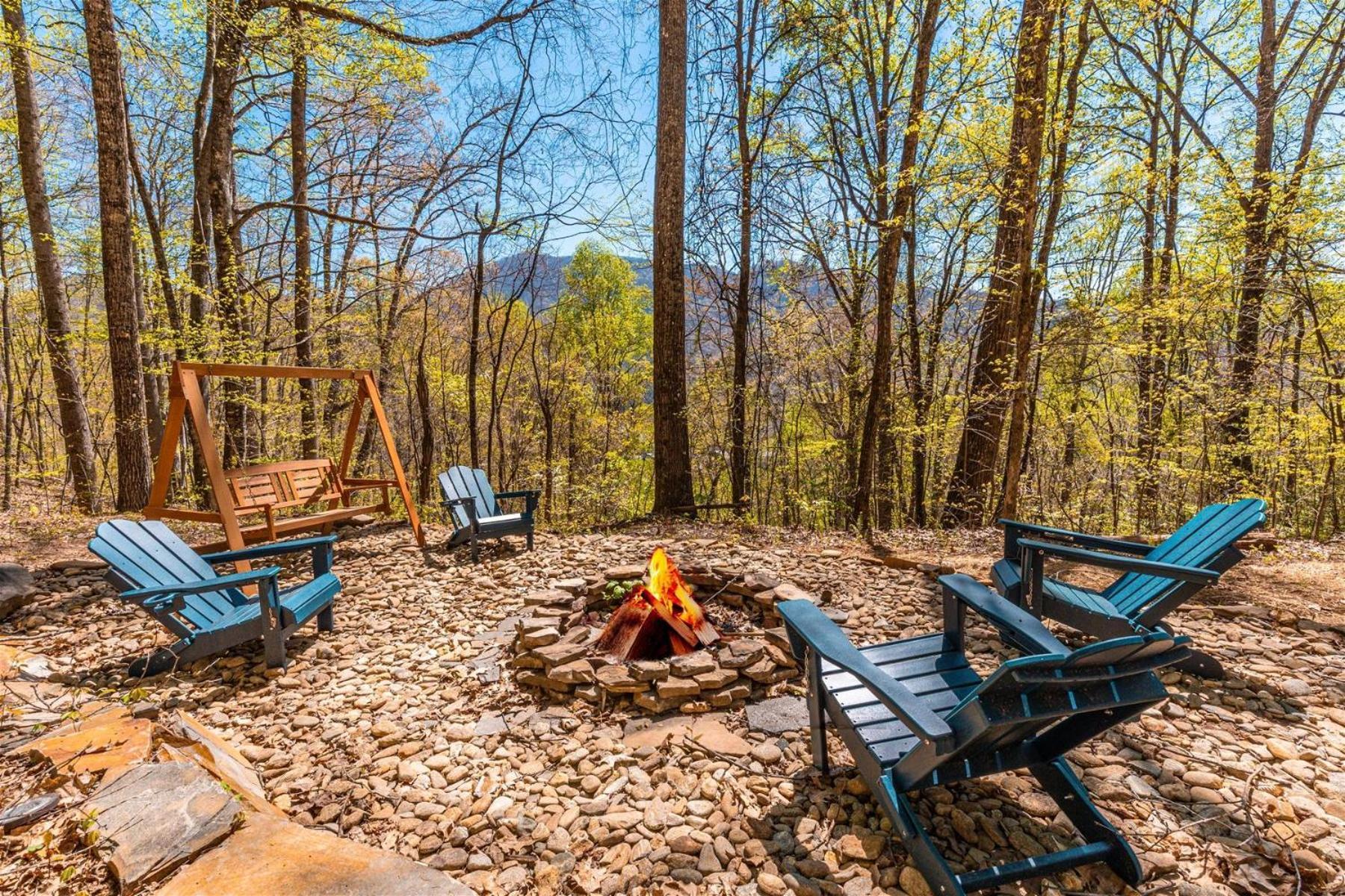 Treetops Retreat Брайсон-Сити Экстерьер фото